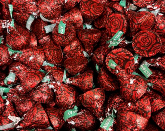 Chocolate Truffle Kisses 300g *NEW*
